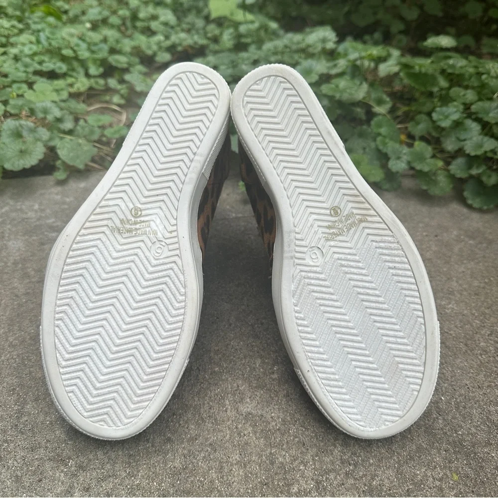 JANNA Leopard print Wedge high tops size 6 NWOT - Picture 8 of 11